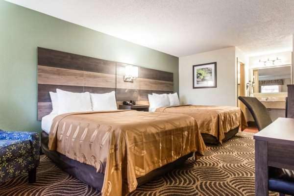Quality Inn Black Mountain Bagian luar foto